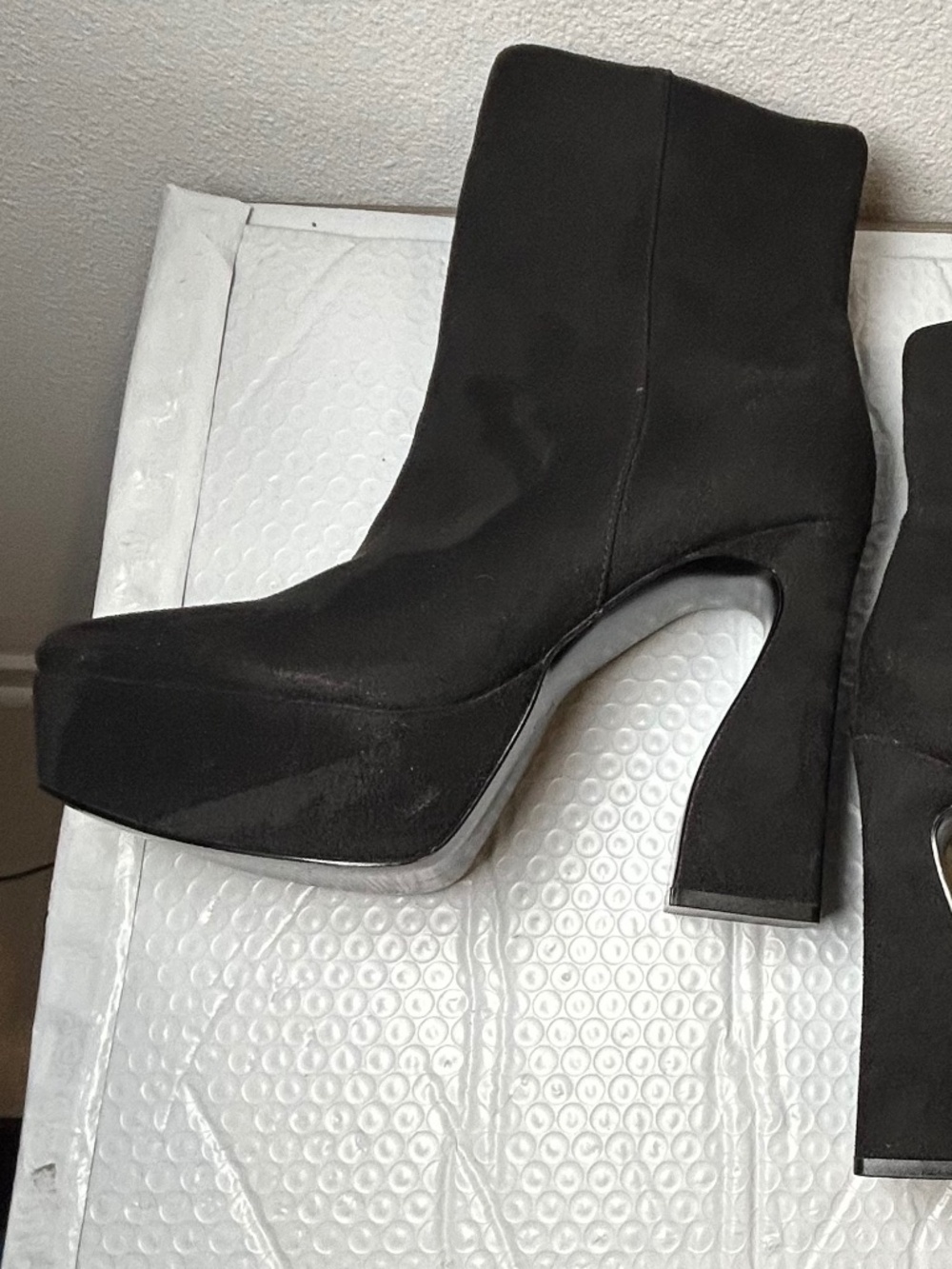Nine West Women's Klinda Black Suede Ankle Boots Chunky Block Heel Zipper Sz 7.5
